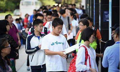 学生高考的时候可以喝红牛吗,学生高考的时候