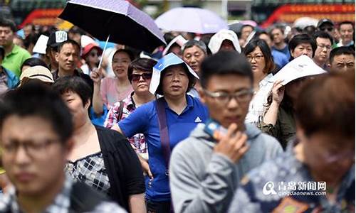 高考陪同家长可以约需要做些什么_高考学生家长有陪考家没